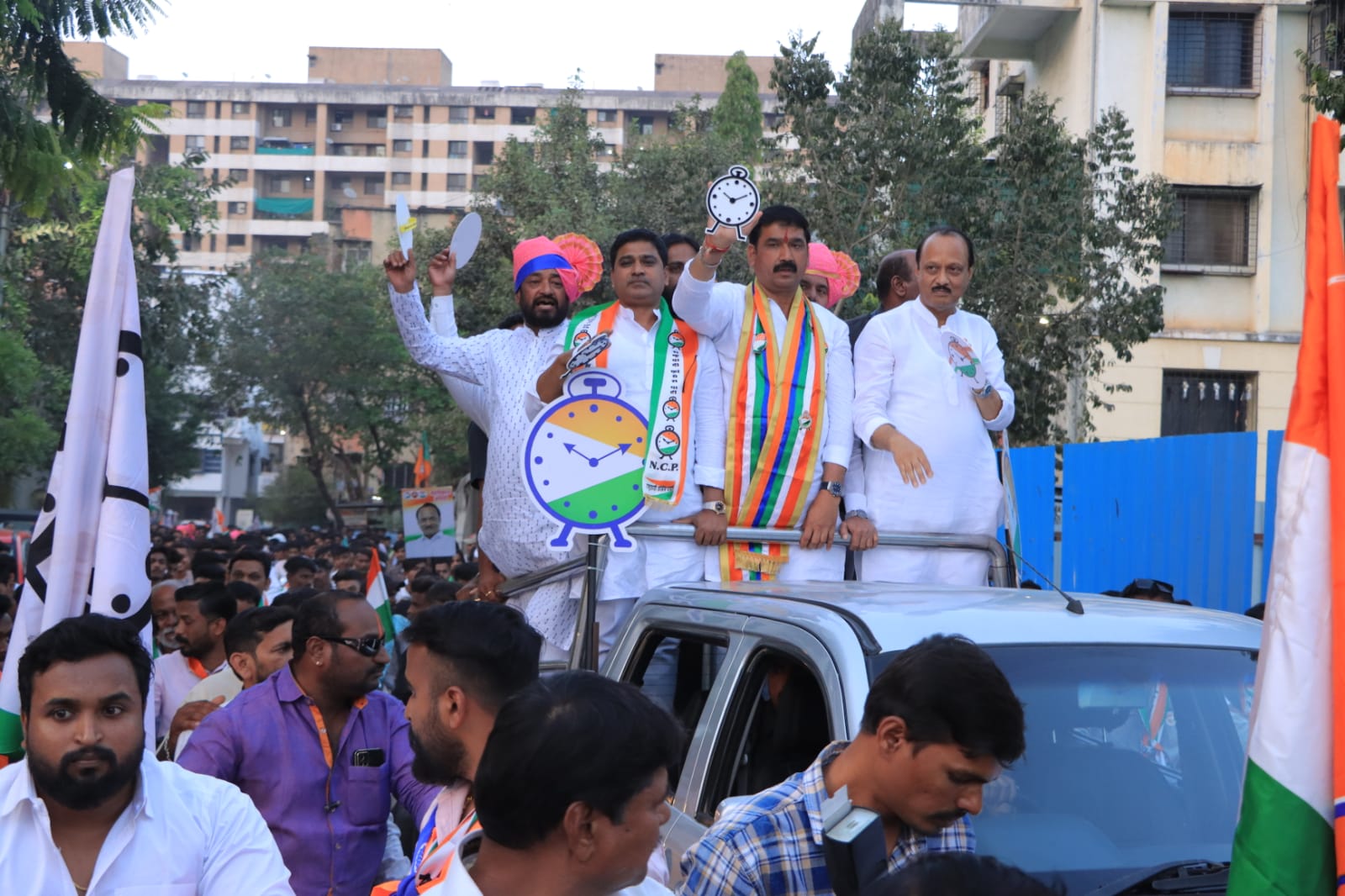 अजितदादांची खणखणीत रॅली.. मतदारांचा दणदणीत प्रतिसाद..  आणि विरोधकांना सणसणीत चपराक !