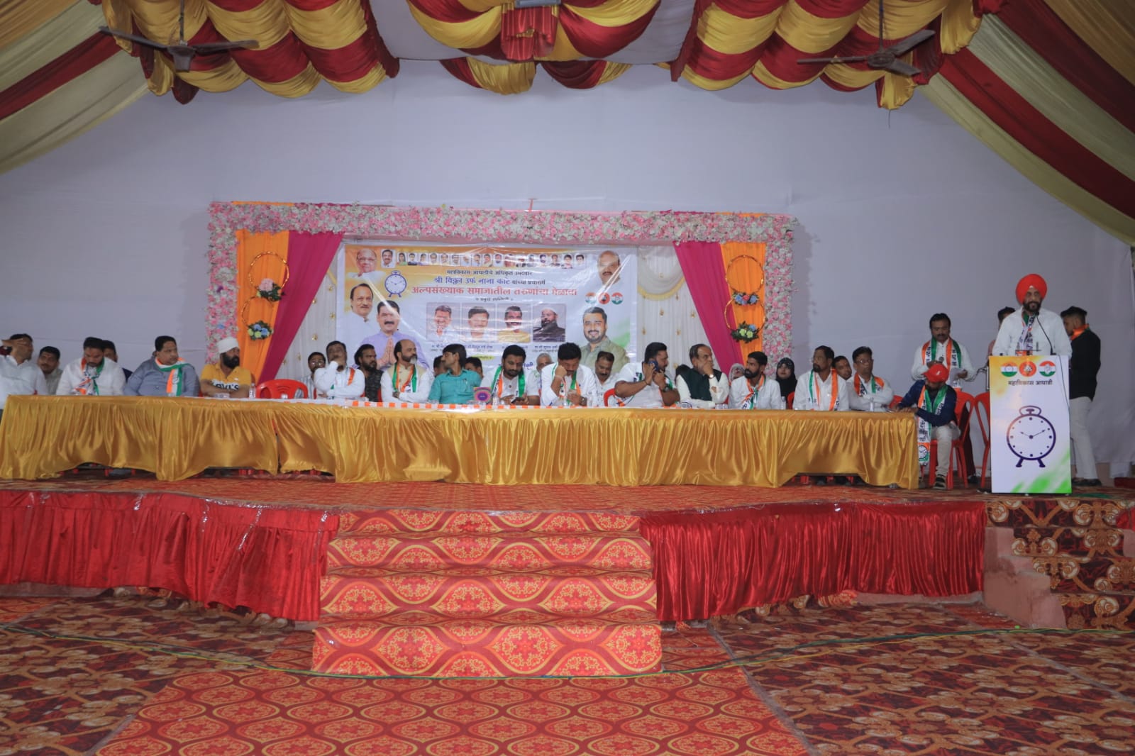 जातीय तेढ निर्माण करून राजकीय पोळी भाजणाऱ्या भाजपचा पाडाव करा - अमोल मिटकरी यांचे आवाहन