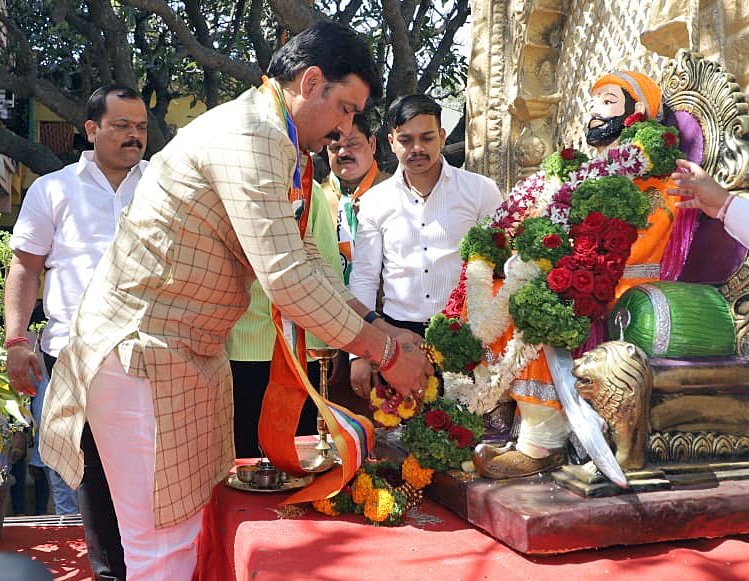 शिवरायांच्या संकल्पनेतील रयतेचे राज्य आणण्यासाठी जातीयवादी भाजपला हद्दपार करा..  शिवजयंतीनिमित्त नाना काटे यांचे चिंचवडकरांना आवाहन