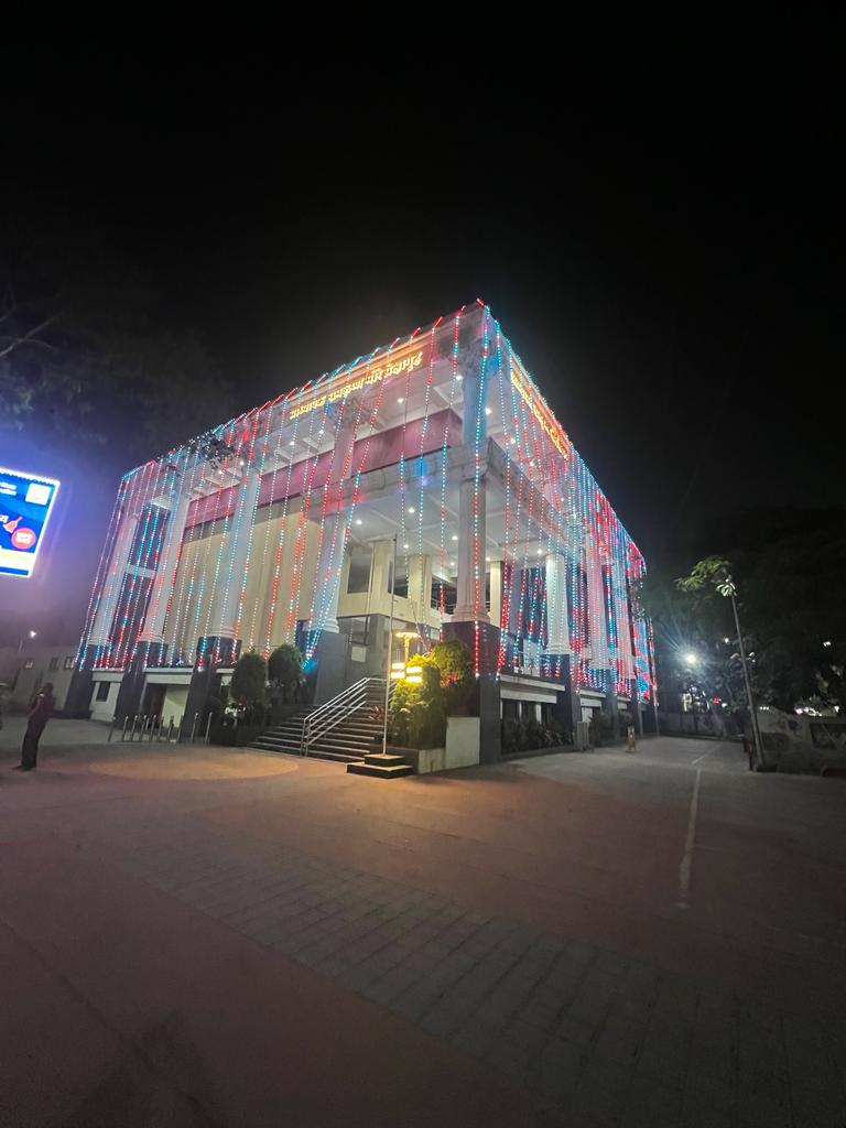 शंभराव्या नाट्य संमेलनासाठी पिंपरी चिंचवड मधील नाट्यगृहे सजली