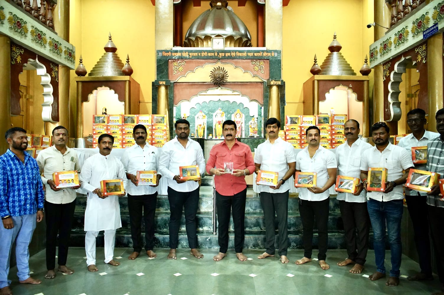 रहाटणी येथील श्री राम मंदिराची नाना काटे यांच्या वतीने स्वच्छता