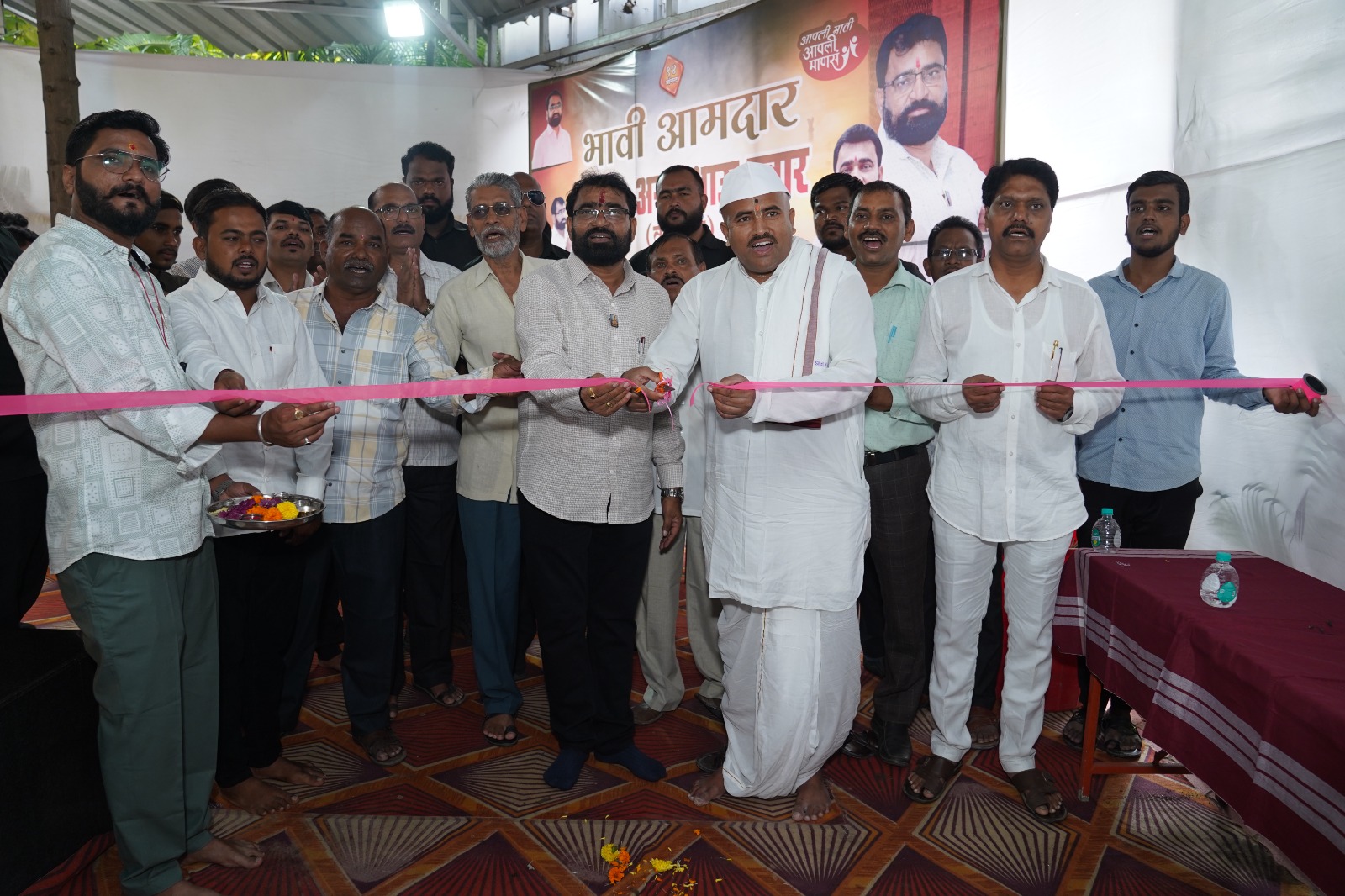 विविध उपक्रमांनी अरुण पवार यांचा वाढदिवस साजरा,अरुण पवार यांनी दिली मराठवाडा भवनसाठी १० गुंठे जागा