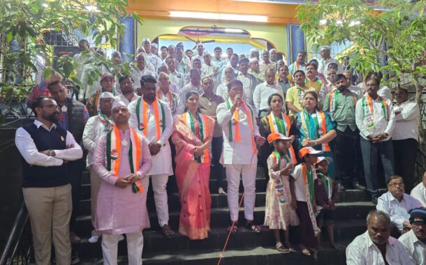 पिंपरी चिंचवड शहरातील राष्ट्रवादी कॅाग्रेस पार्टीचे प्रचार प्रमुख श्री. विठ्ठल उर्फ नाना काटे यांच्या सर्वात पहिल्या पॅनल चा नारळ फोडुन प्रचाराचा शुभारंभ 